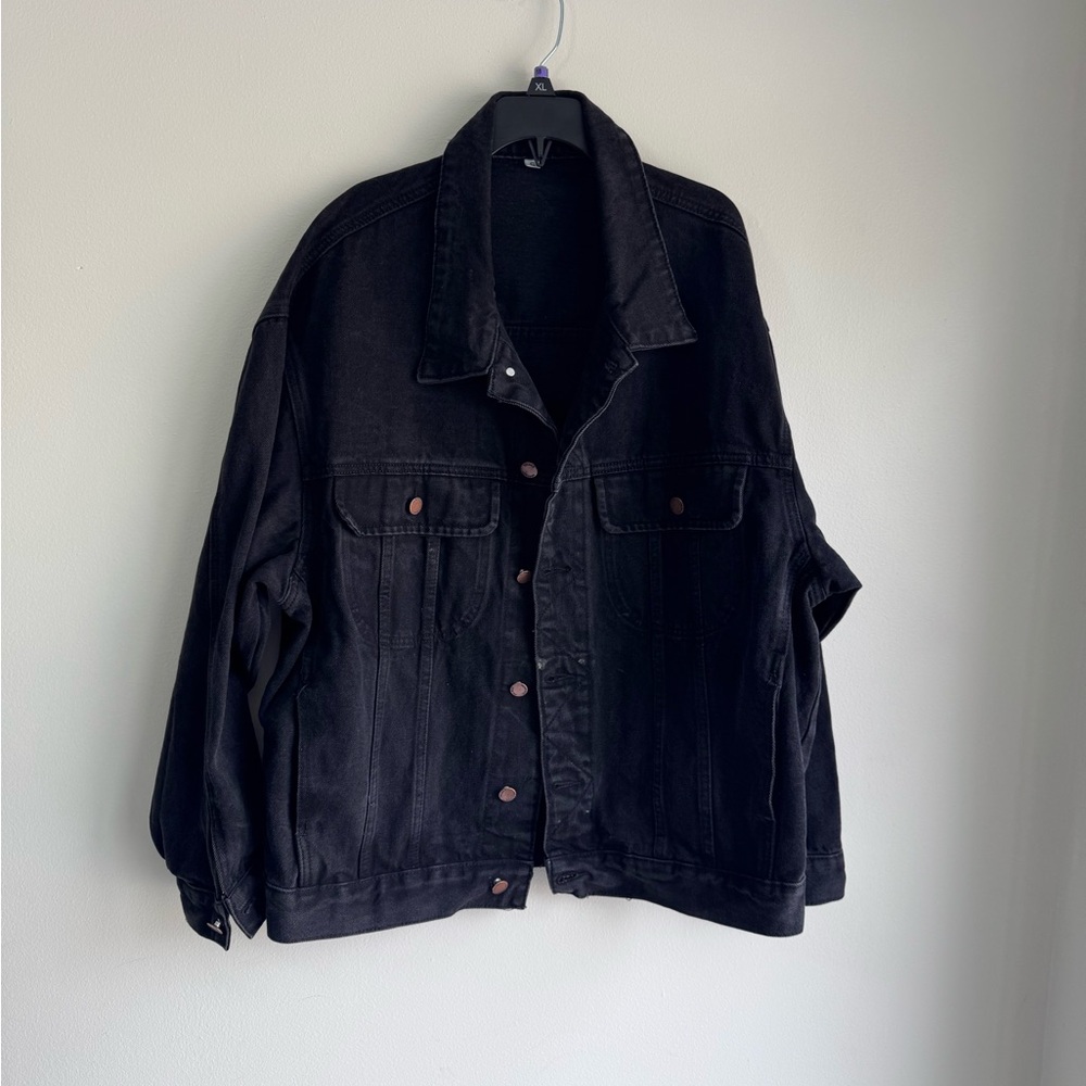 SHEIN Black Denim Jacket